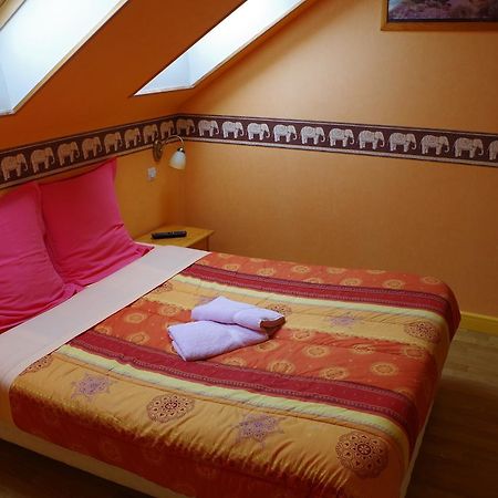 Family Delcour Bed and Breakfast Mailly-Maillet Esterno foto