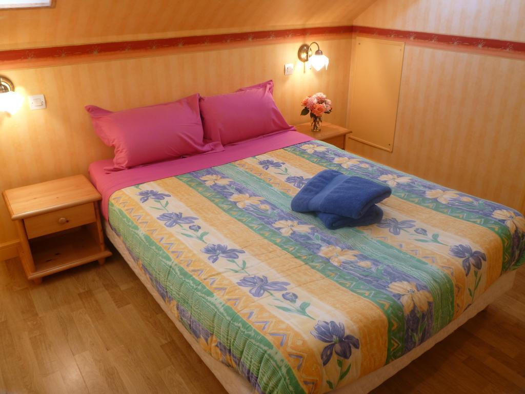 Family Delcour Bed and Breakfast Mailly-Maillet Esterno foto