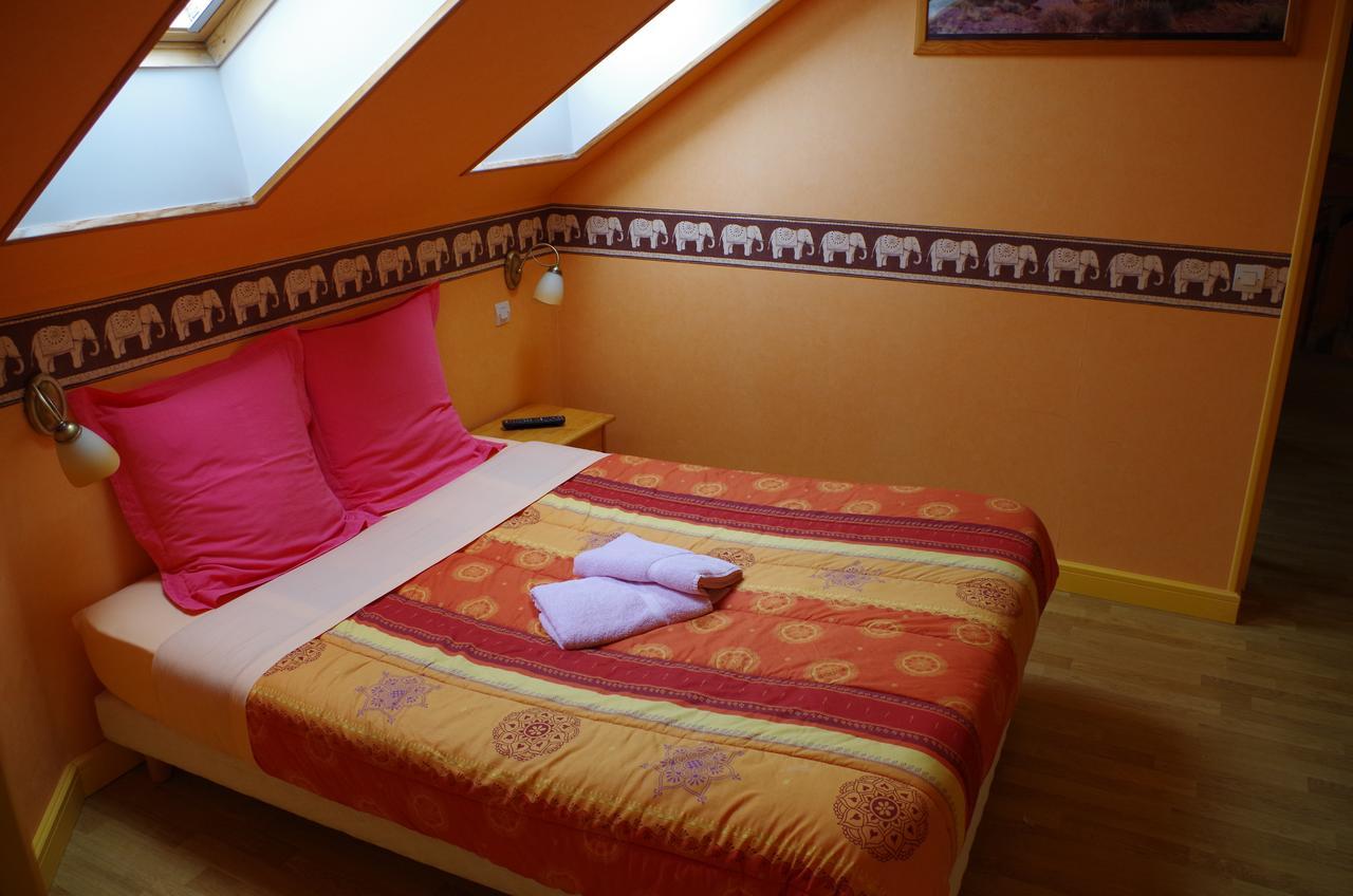 Family Delcour Bed and Breakfast Mailly-Maillet Esterno foto